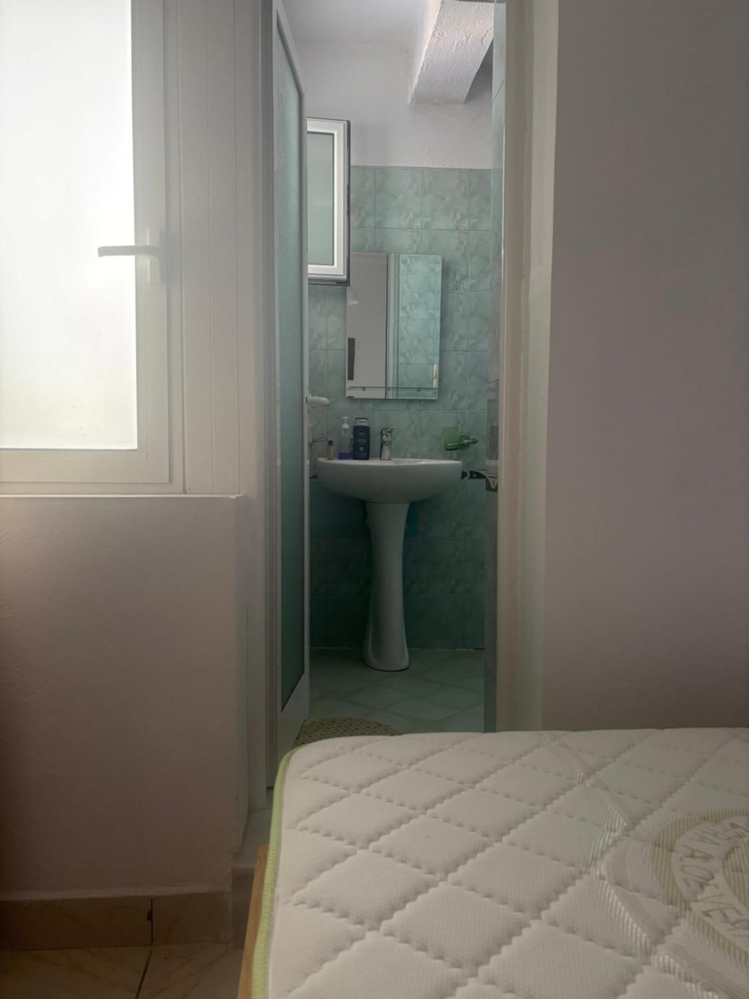 View Apartment Sarande Bagian luar foto