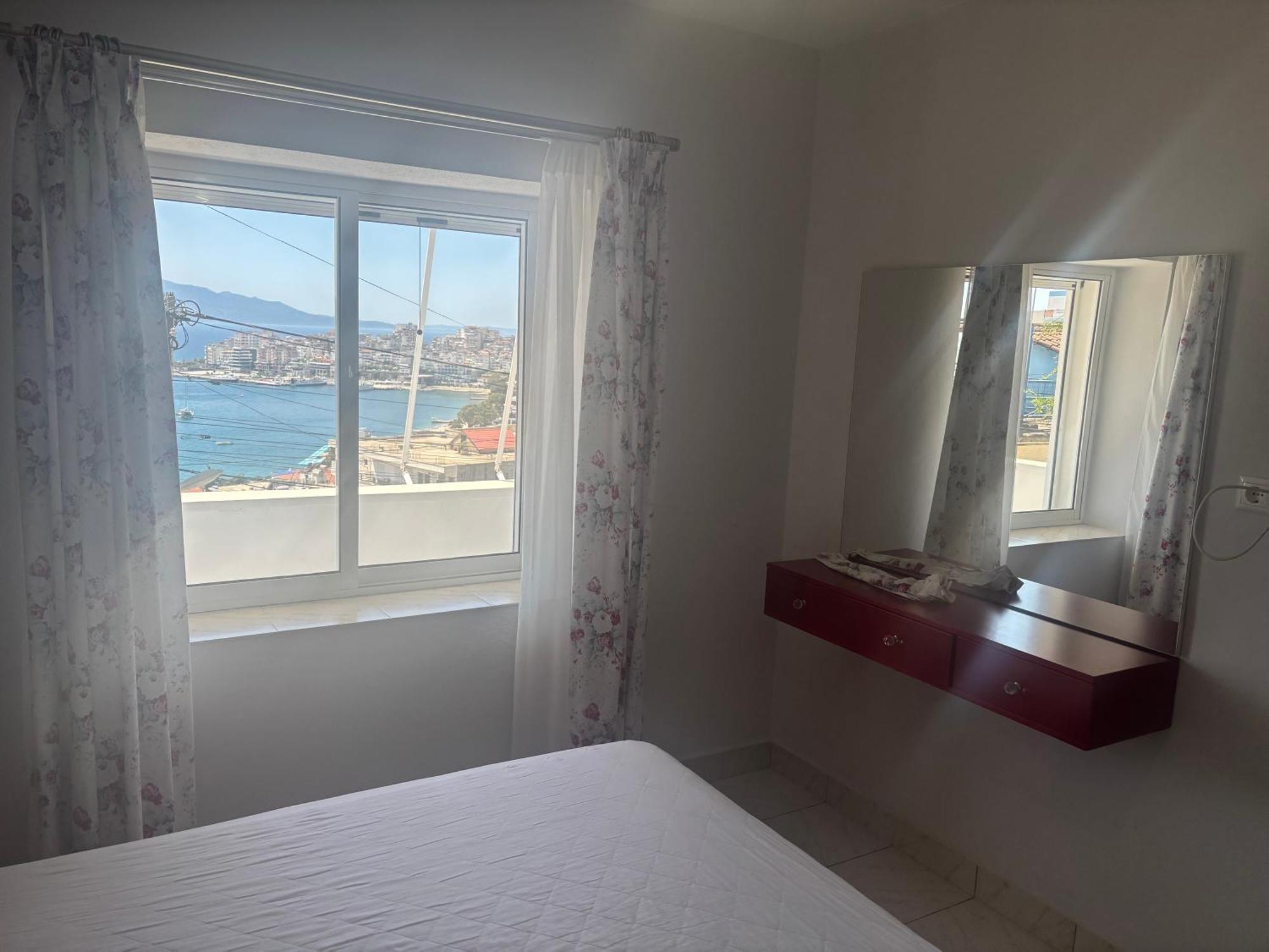 View Apartment Sarande Bagian luar foto